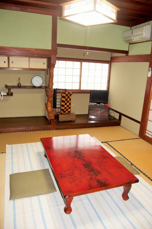 Ryokan Tsuruya Intaku Yufu Zimmer foto